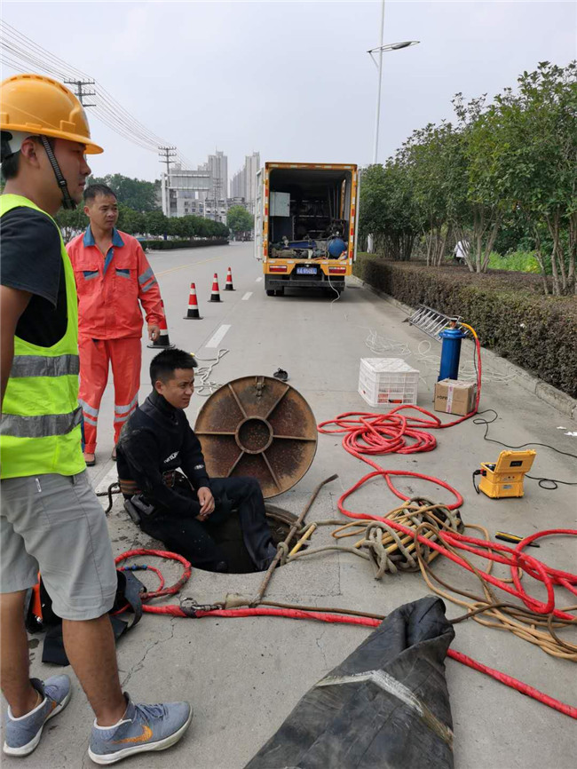 滨海翻衬法管道修复技术主要工序